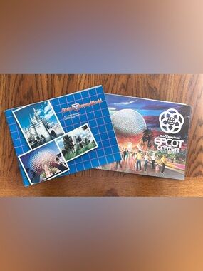 1982 EPCOT Center Opening Era & 1986 Walt Disney World Booklets Lot VTG